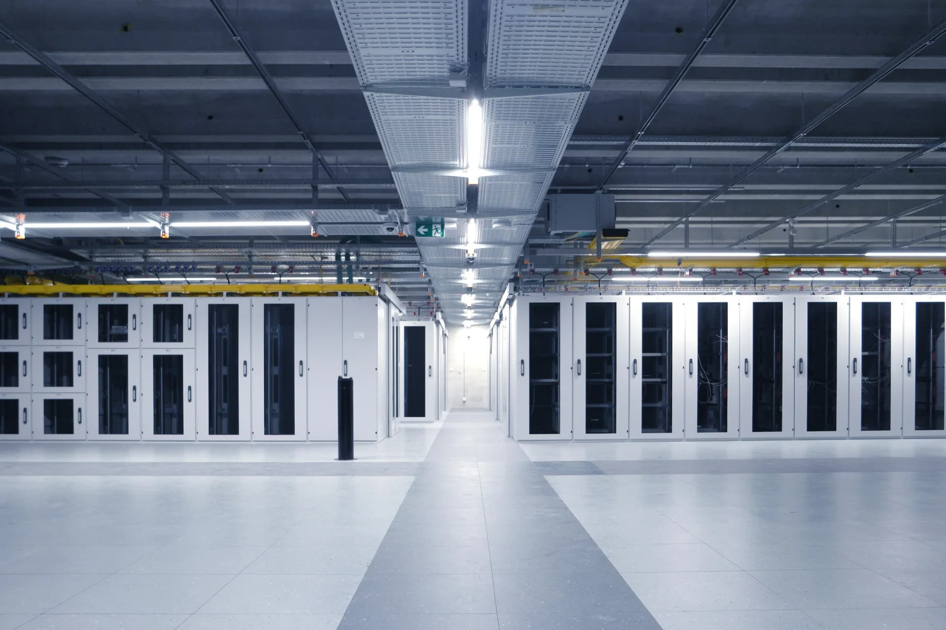 Serverraum der Managed Linux Platform im RZO Gais